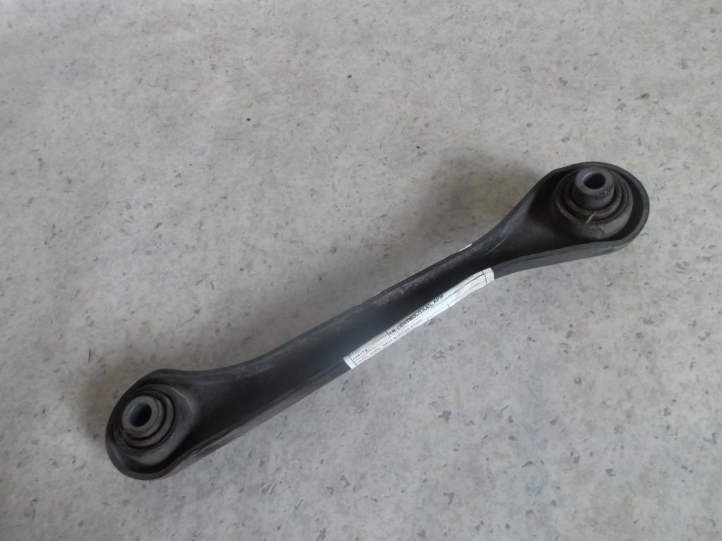 View Auto part Left Rear Trailing Arm Volkswagen Golf 2006