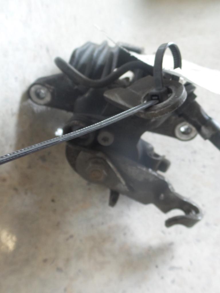 View Auto part Caliper Volkswagen Golf 2006