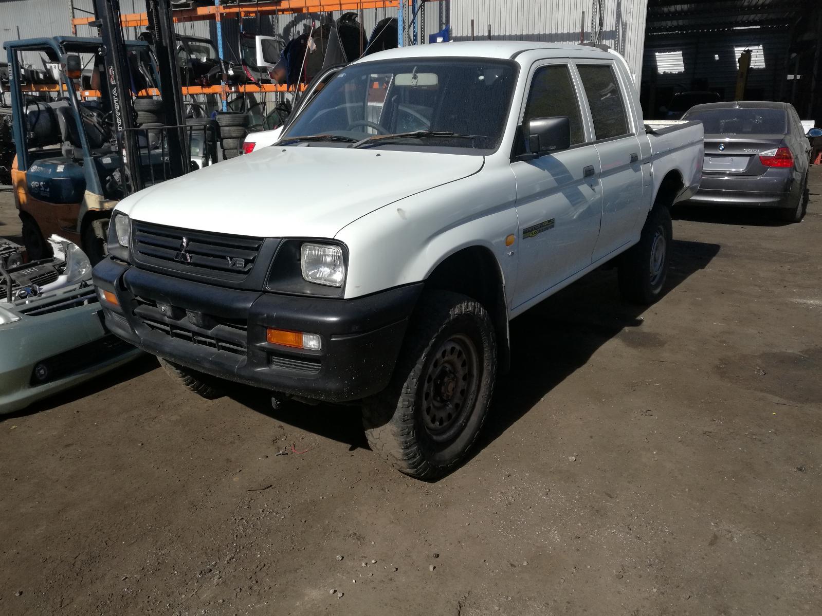 2001 Mitsubishi Triton Towbar View Auto part Towbar Mitsubishi Triton 2001