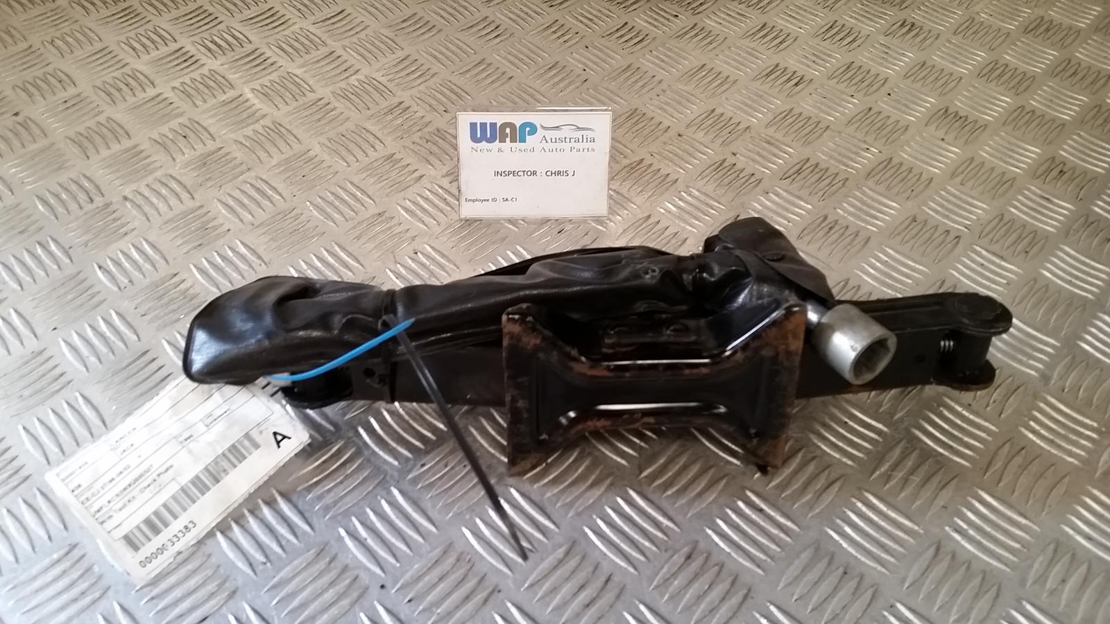 View Auto part Jack Mitsubishi Lancer 1998
