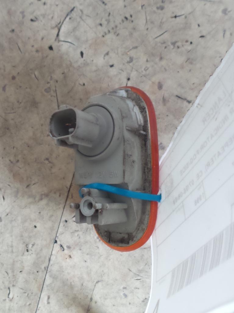 View Auto part Right Indicator/Fog/Side Mitsubishi Lancer 1998