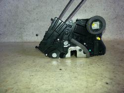 View Auto part Door/Boot/Gate Lock Toyota Yaris 2007