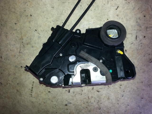2007 Toyota Yaris Door/Boot/Gate Lock View Auto part Door/Boot/Gate Lock Toyota Yaris 2007
