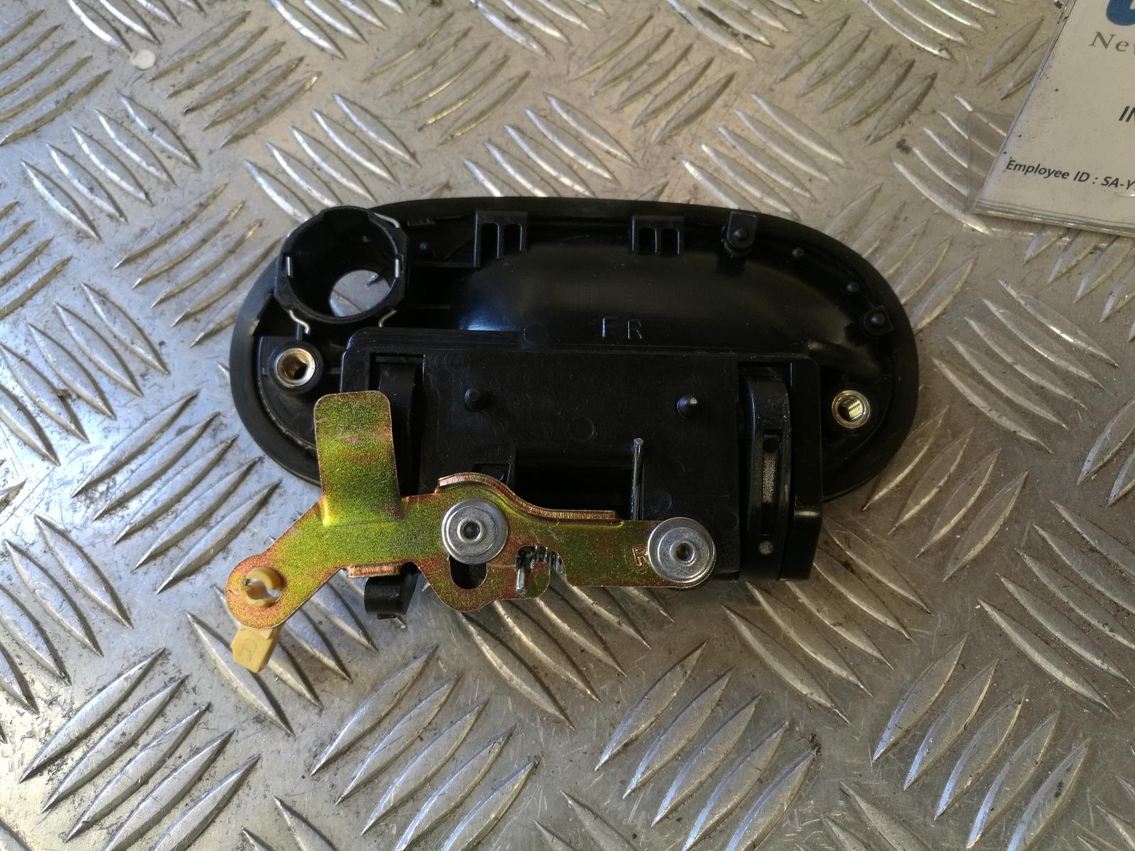 1998 Hyundai Excel Door Handle View Auto part Door Handle Hyundai Excel 1998