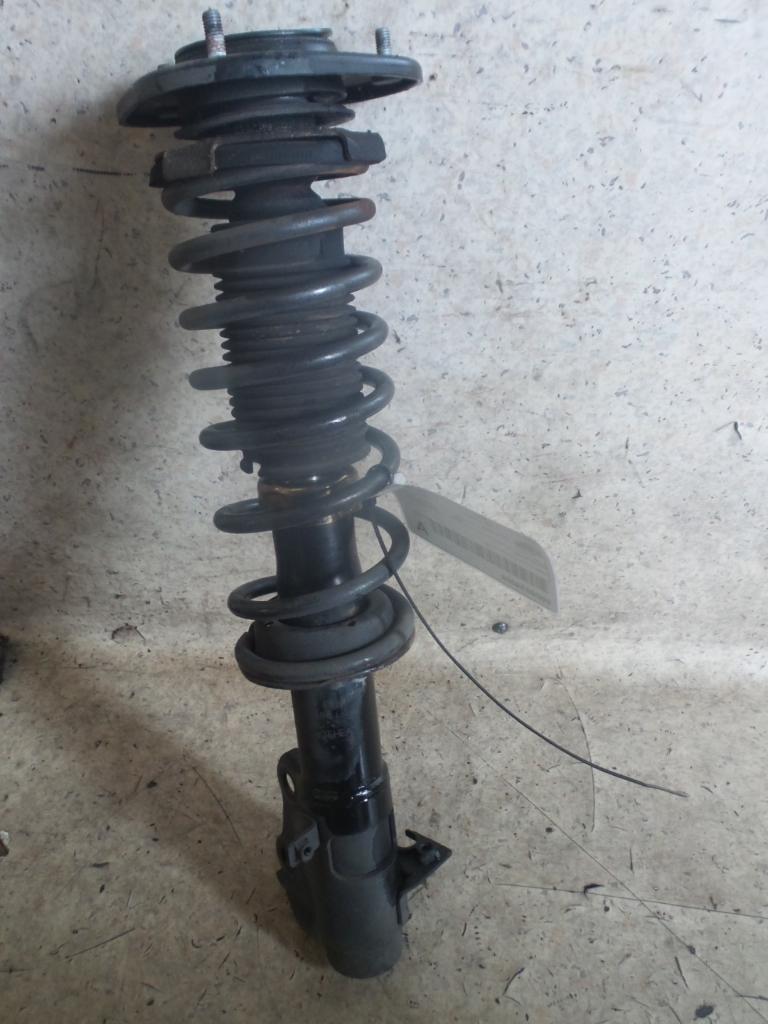 View Auto part Right Front Strut Toyota Mr2 2003