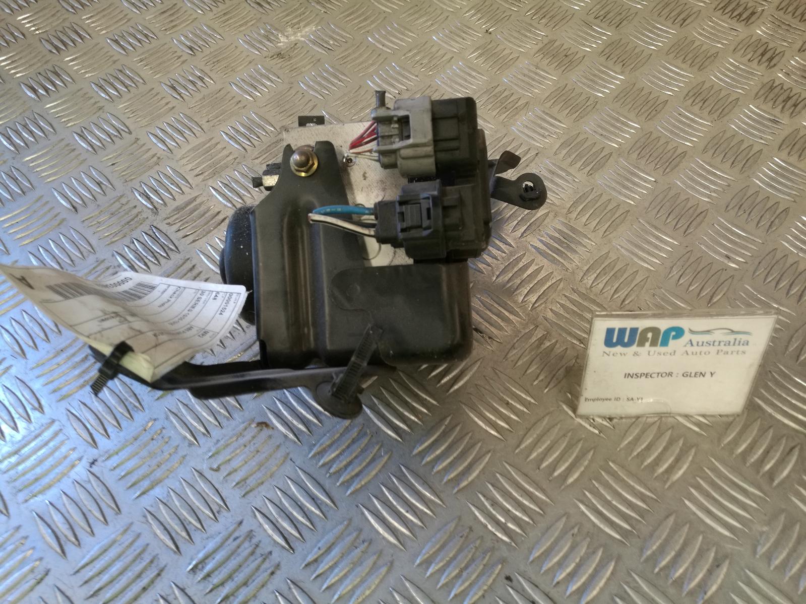 2003 Toyota Mr2 Abs Pump/Modulator View Auto part Abs Pump/Modulator Toyota Mr2 2003