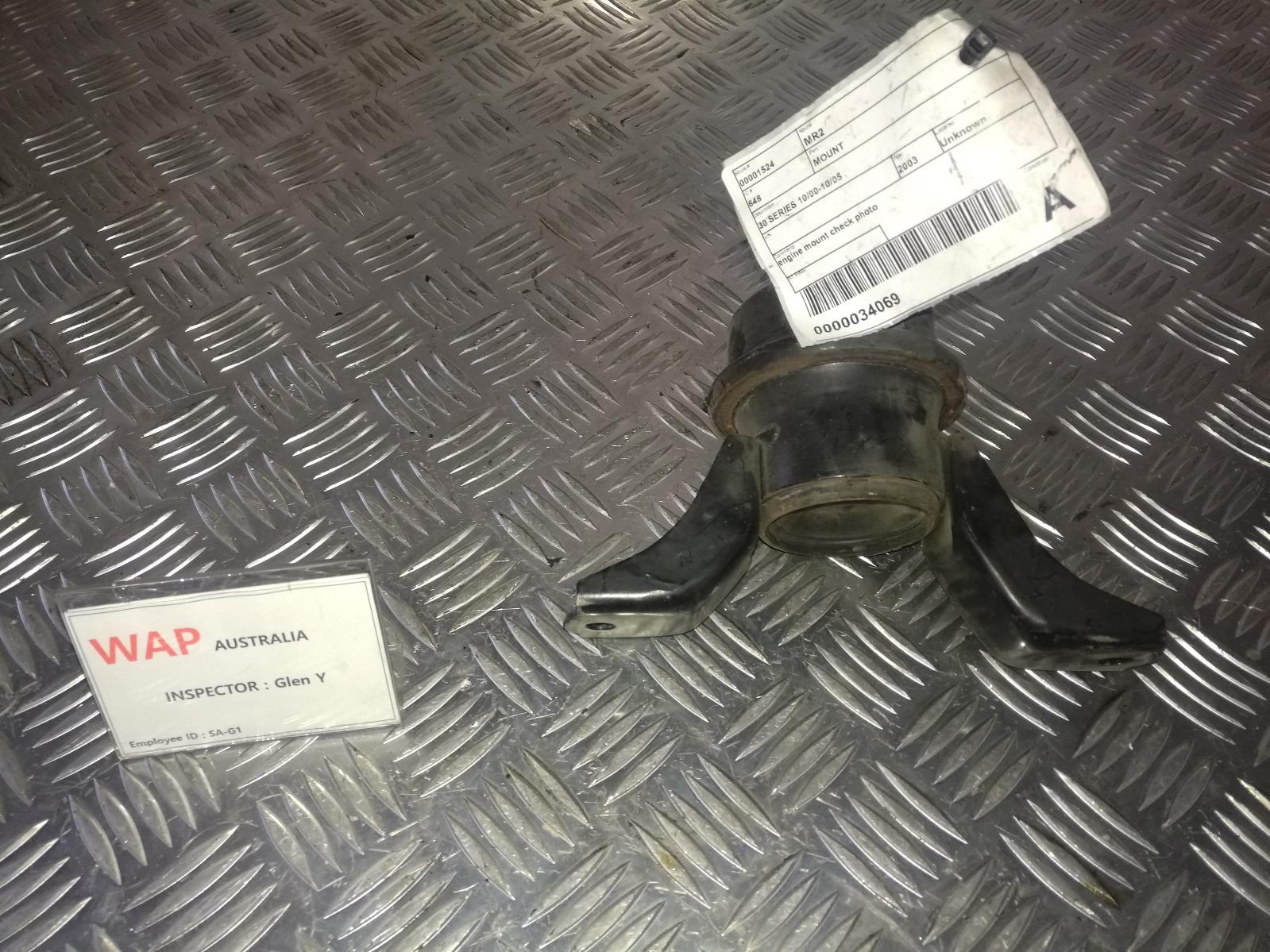 View Auto part Mount Toyota Mr2 2003