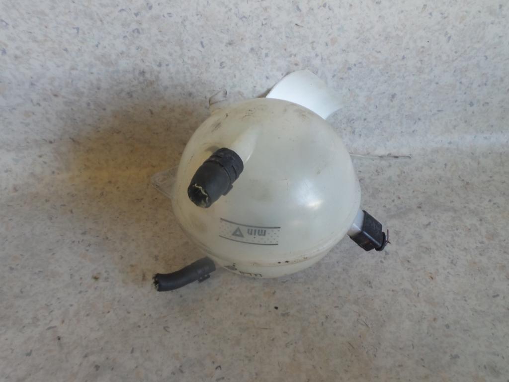 View Auto part Overflow Bottle Volkswagen Golf 2006