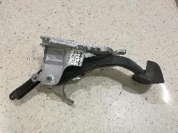 View Auto part Pedal Assembly Volkswagen Golf 2006