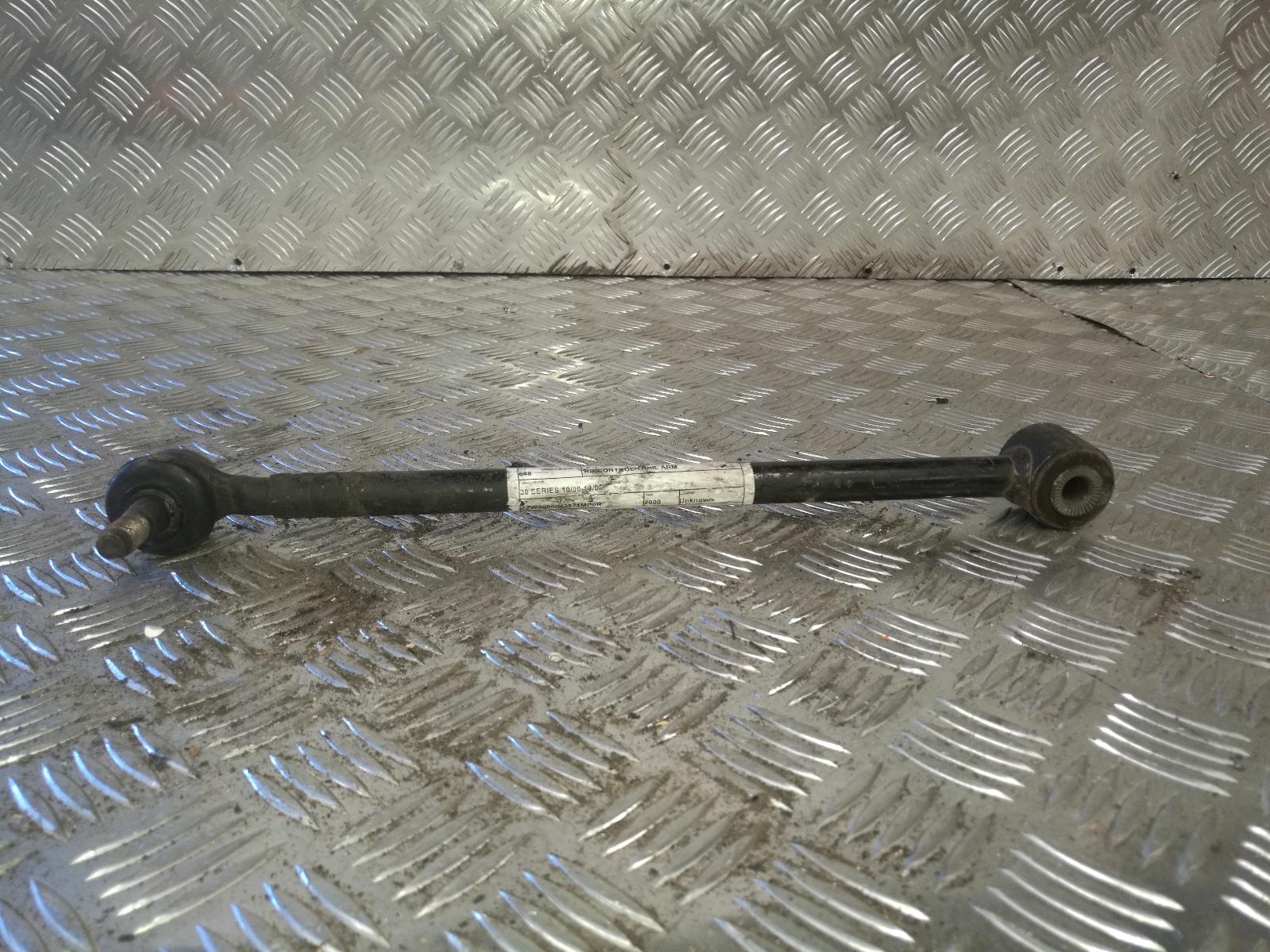 View Auto part Right Rear Trailing Arm Toyota Mr2 2000