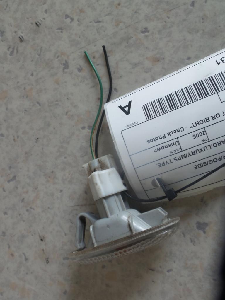 View Auto part Left Indicator/Fog/Side Mazda 6 2006