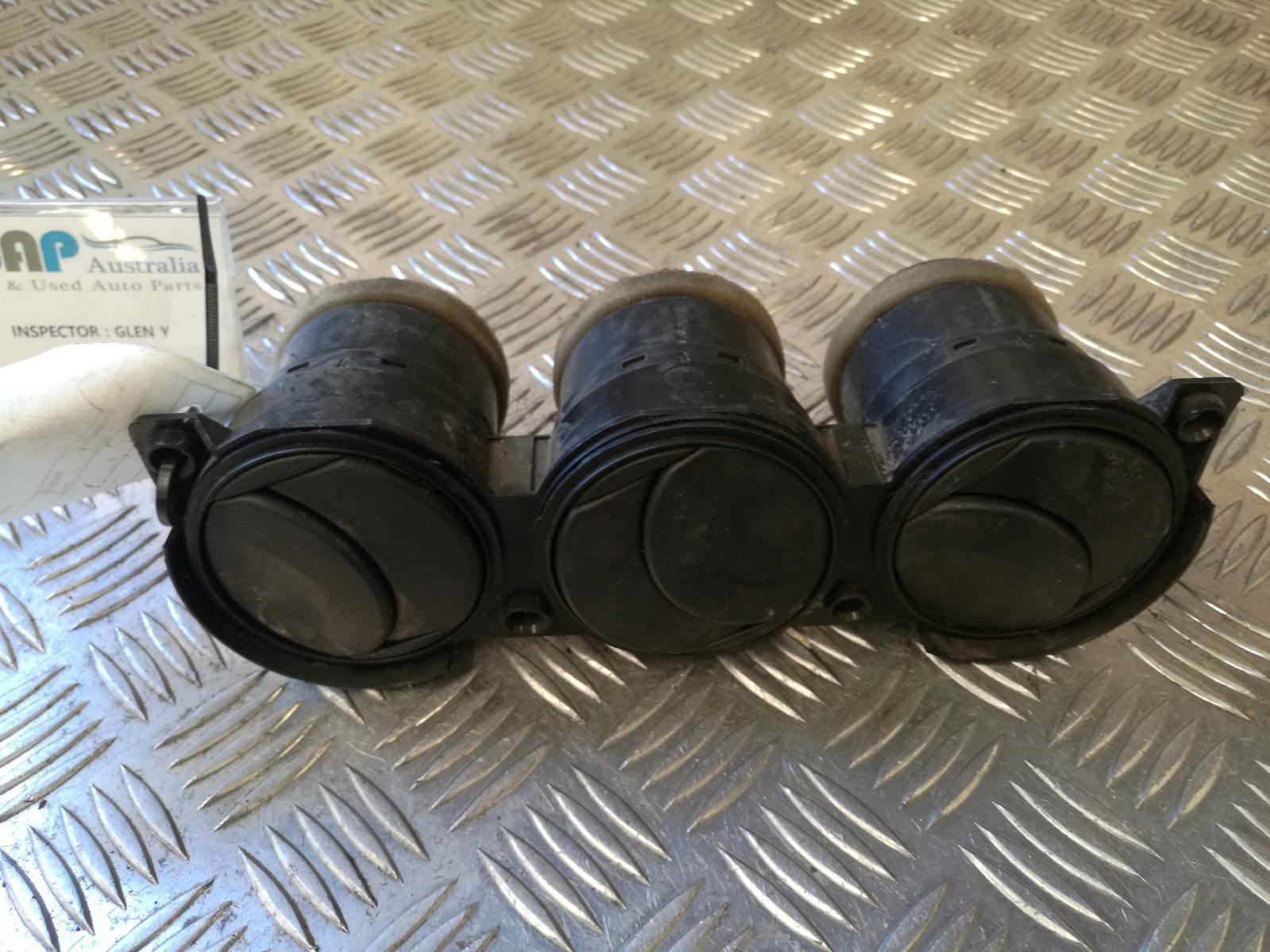 View Auto part Trim Panel Mazda 6 2006