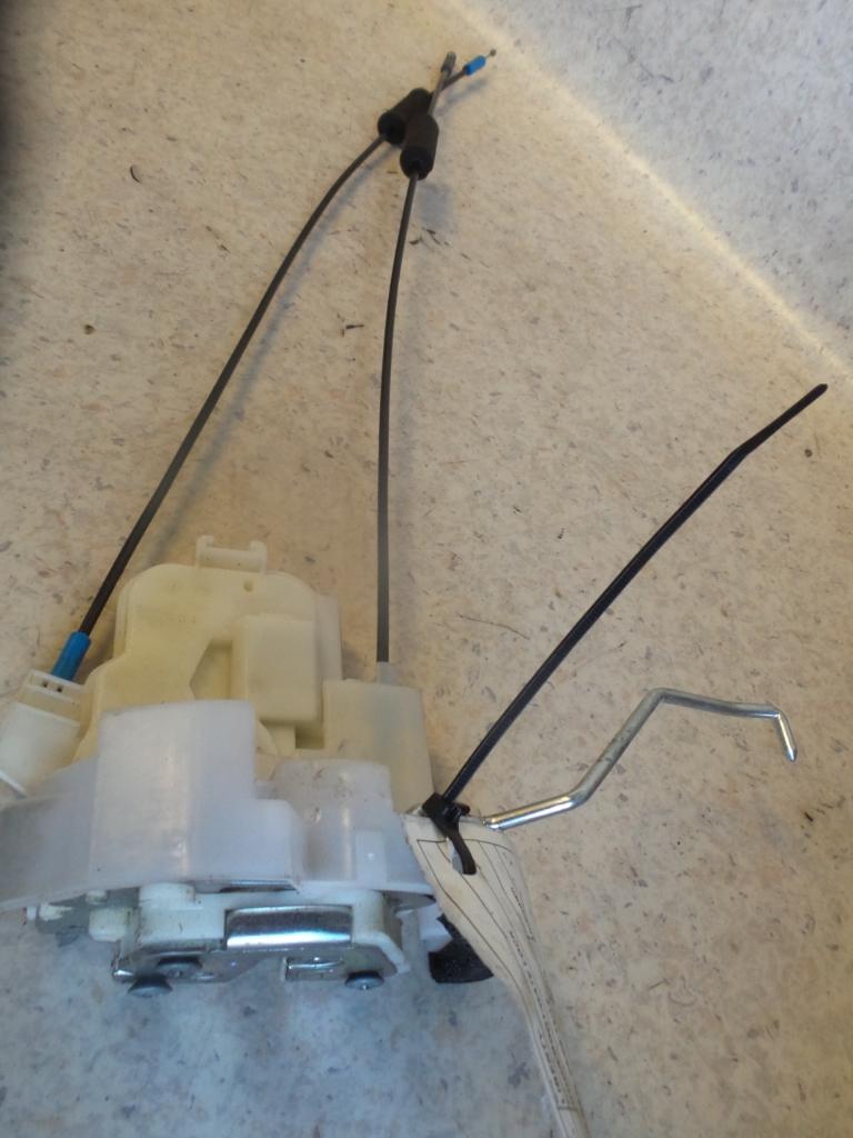 2010 Subaru Liberty Door/Boot/Gate Lock View Auto part Door/Boot/Gate Lock Subaru Liberty 2010