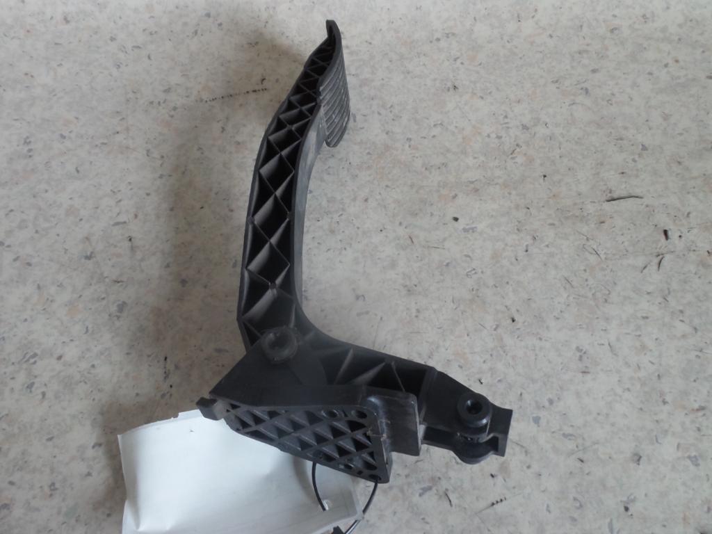 1999 Mercedes M Class Pedal Assembly View Auto part Pedal Assembly Mercedes M Class 1999
