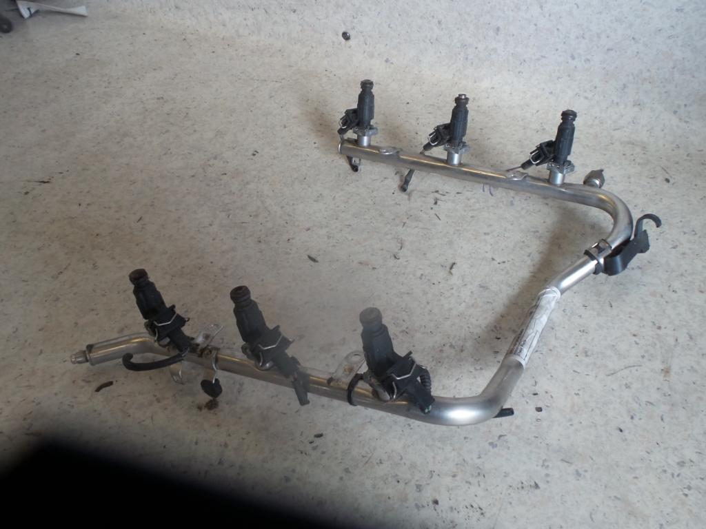 1999 Mercedes M Class Injection Rail View Auto part Injection Rail Mercedes M Class 1999