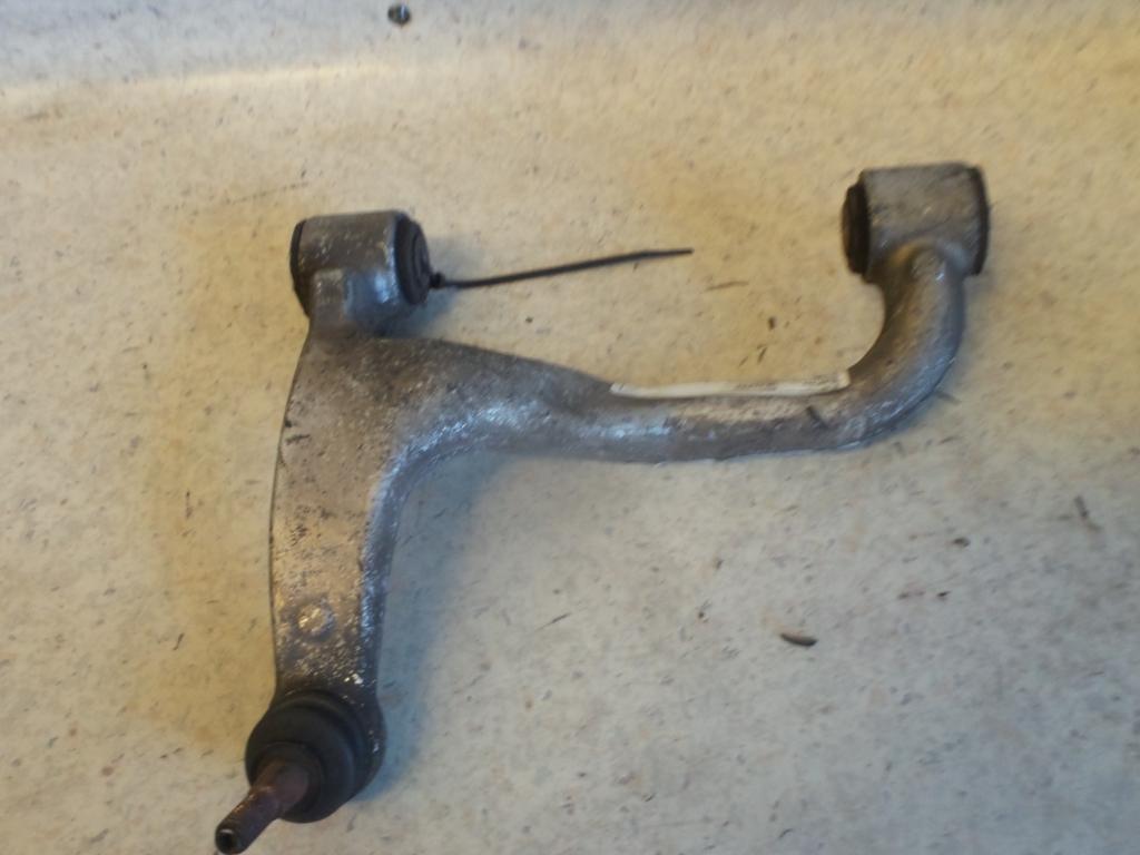 1999 Mercedes M Class Right Rear Trailing Arm View Auto part Right Rear Trailing Arm Mercedes M Class 1999