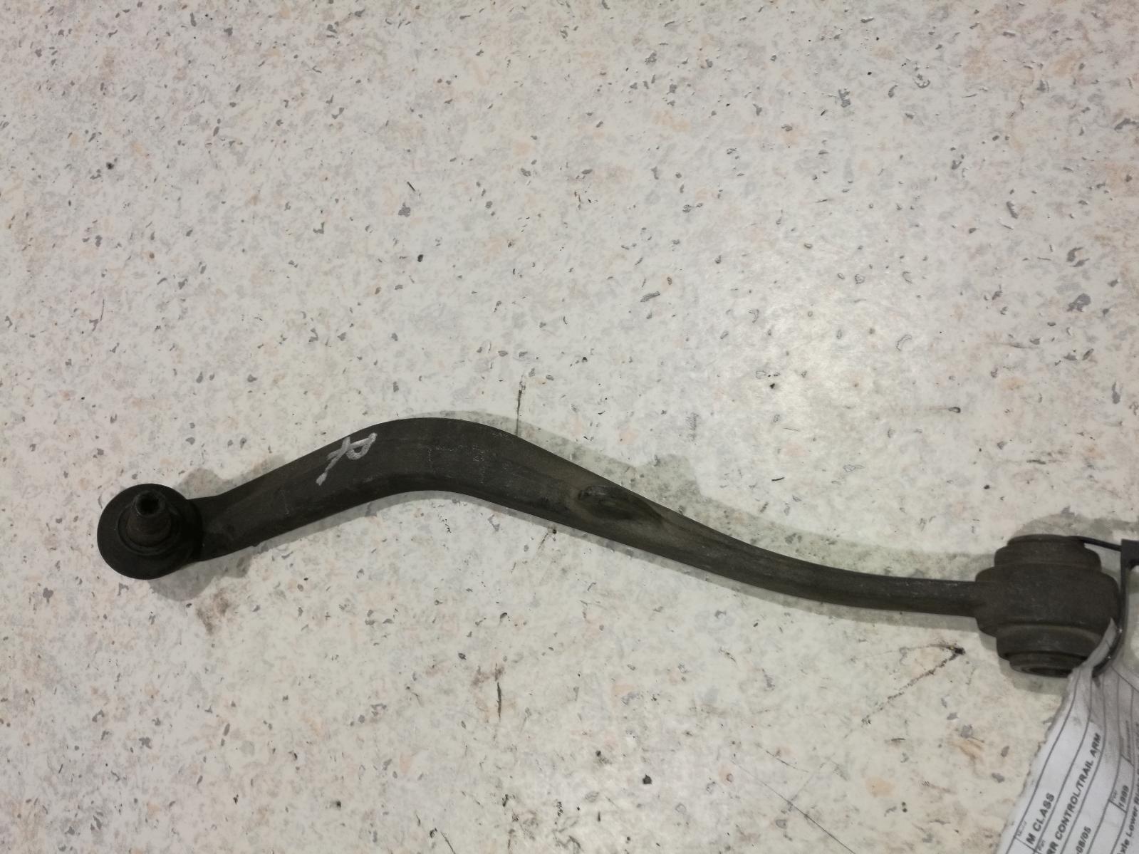 1999 Mercedes M Class Right Rear Trailing Arm View Auto part Right Rear Trailing Arm Mercedes M Class 1999