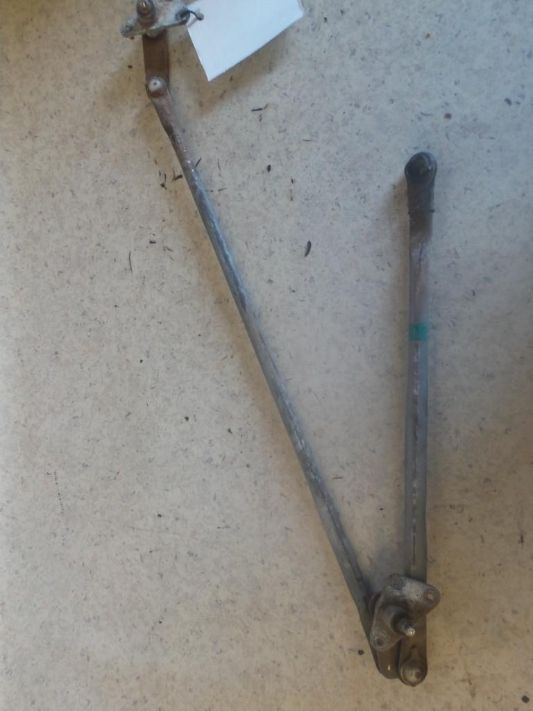 View Auto part Wiper Linkage Mitsubishi Magna 1995