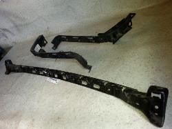 View Auto part R/Bar Bracket/Reinfo Volkswagen Bora 2001