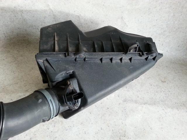 View Auto part Air Cleaner/Box Volkswagen Bora 2001
