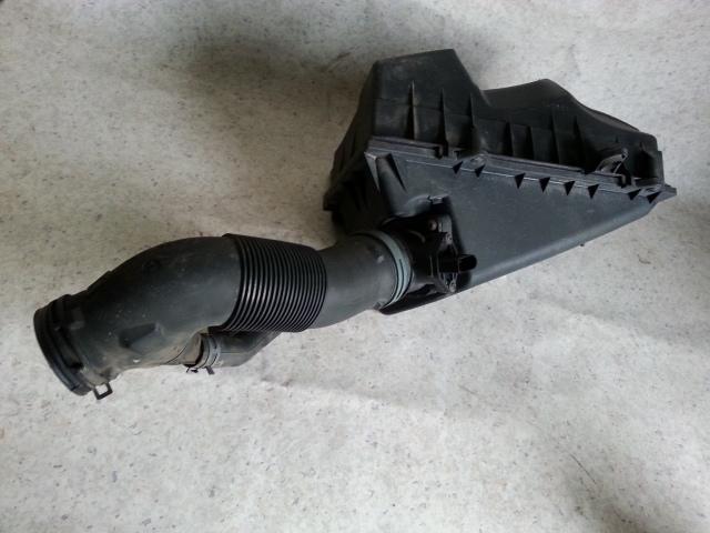 View Auto part Air Cleaner/Box Volkswagen Bora 2001