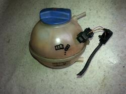 View Auto part Overflow Bottle Volkswagen Bora 2001