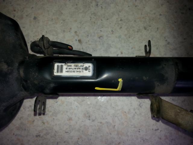 2001 Volkswagen Bora Left Front Strut View Auto part Left Front Strut Volkswagen Bora 2001