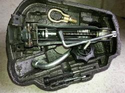 View Auto part Jack/Tool Kit Volkswagen Bora 2001