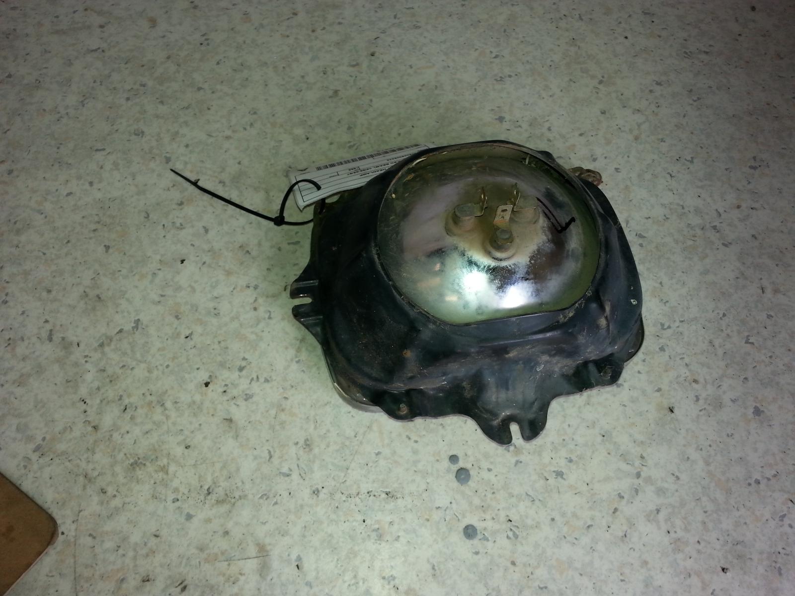 View Auto part Left Headlamp Toyota Hilux 1995
