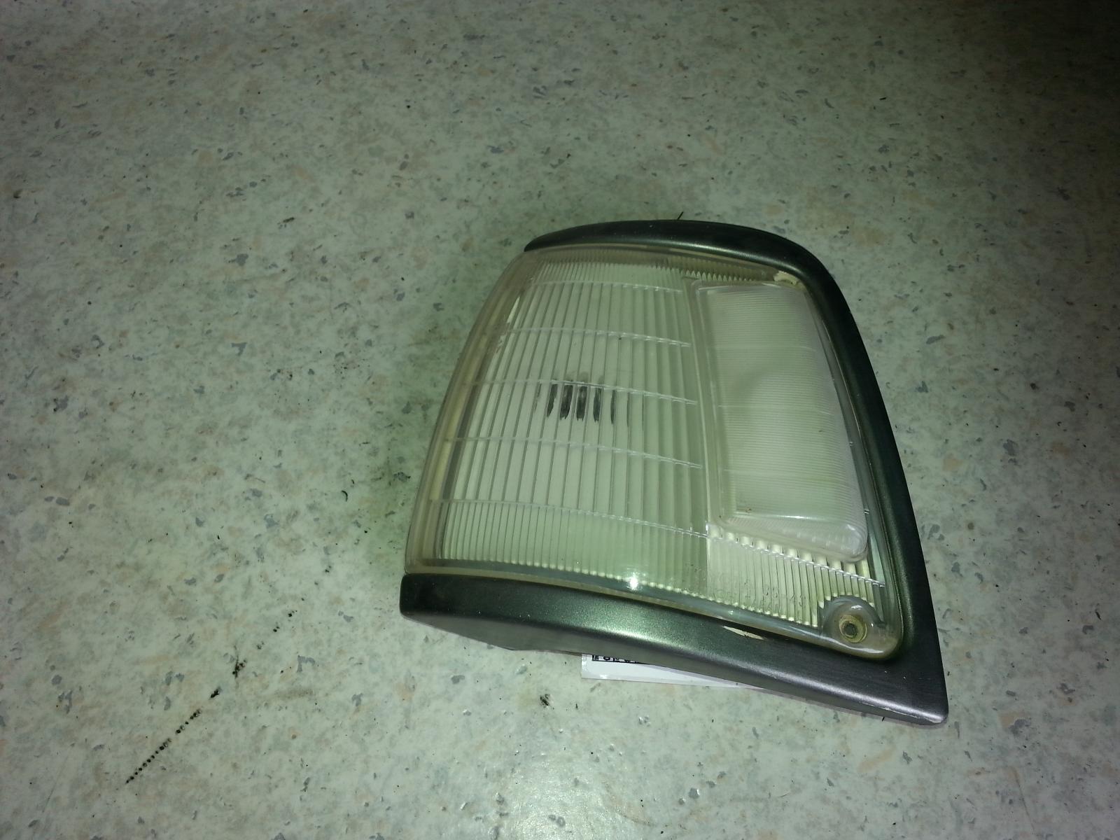 View Auto part Left Indicator/Fog/Side Toyota Hilux 1995