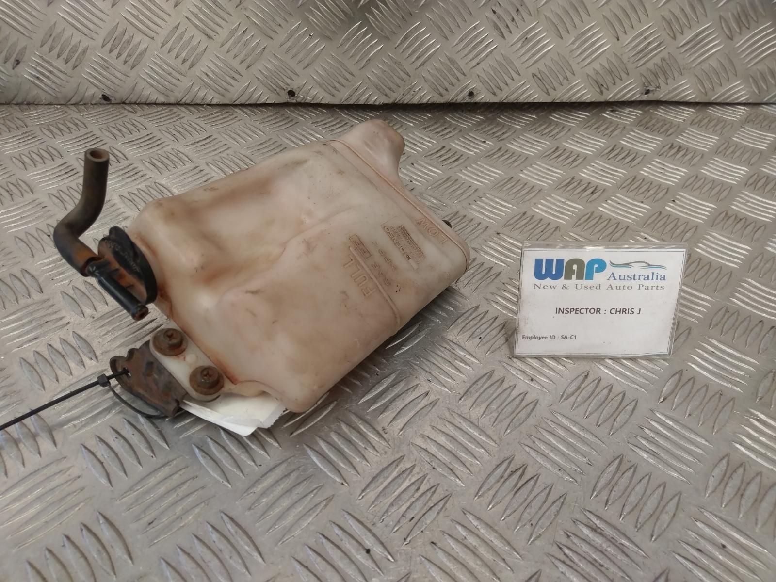 1995 Toyota Hilux Overflow Bottle View Auto part Overflow Bottle Toyota Hilux 1995