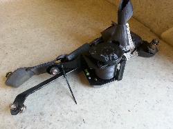 View Auto part Seatbelt/Stalk Toyota Hilux 1995