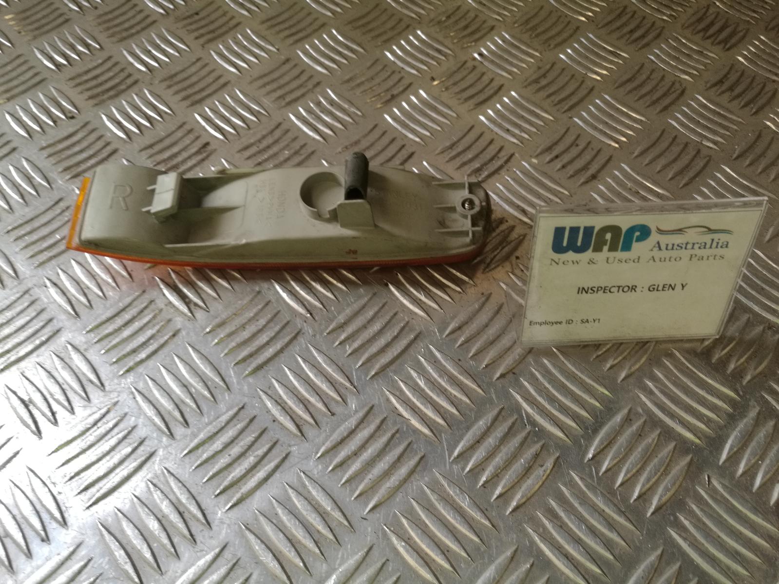 View Auto part Right Indicator/Fog/Side Honda Prelude 1992