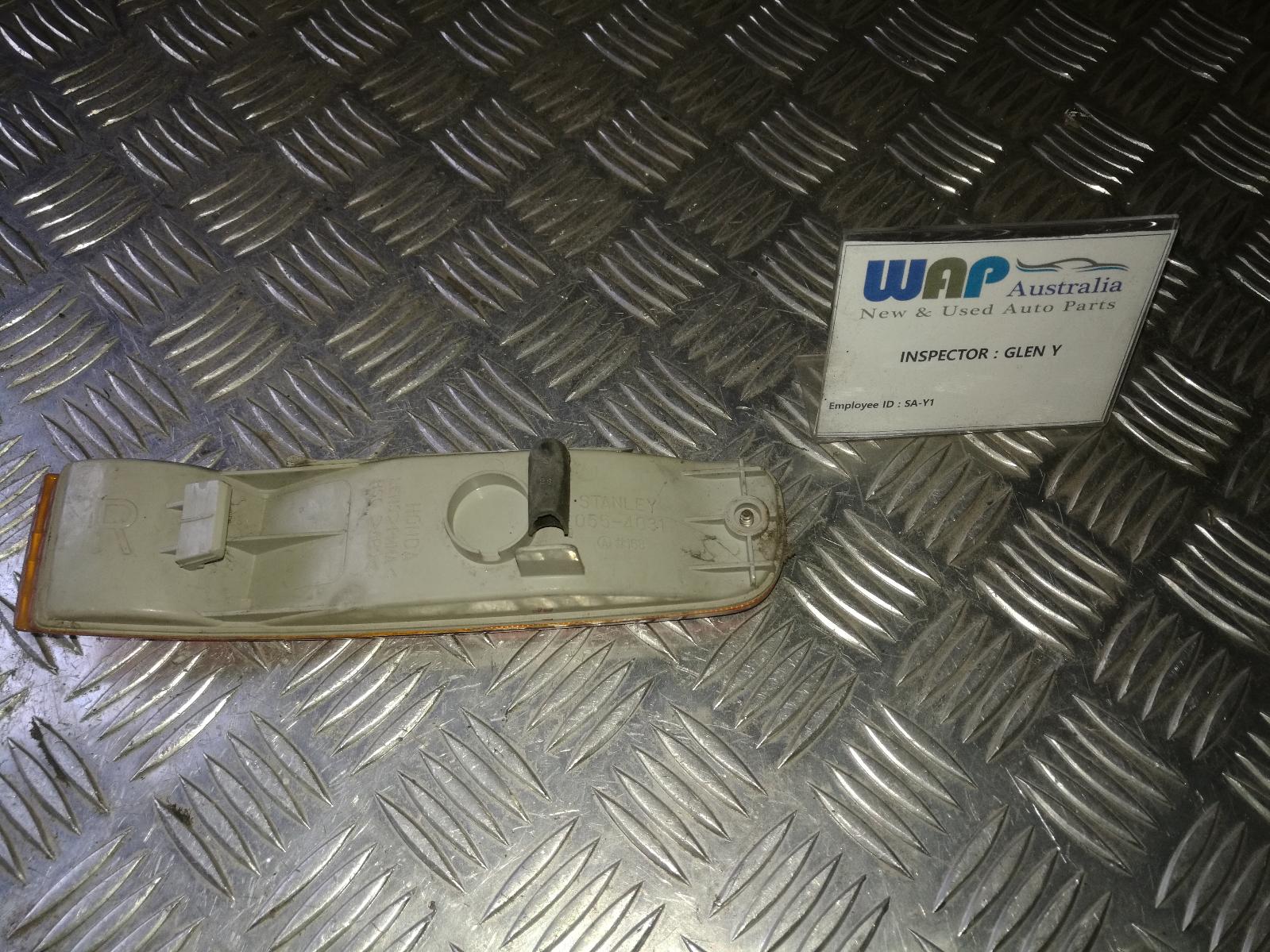 View Auto part Right Indicator/Fog/Side Honda Prelude 1992