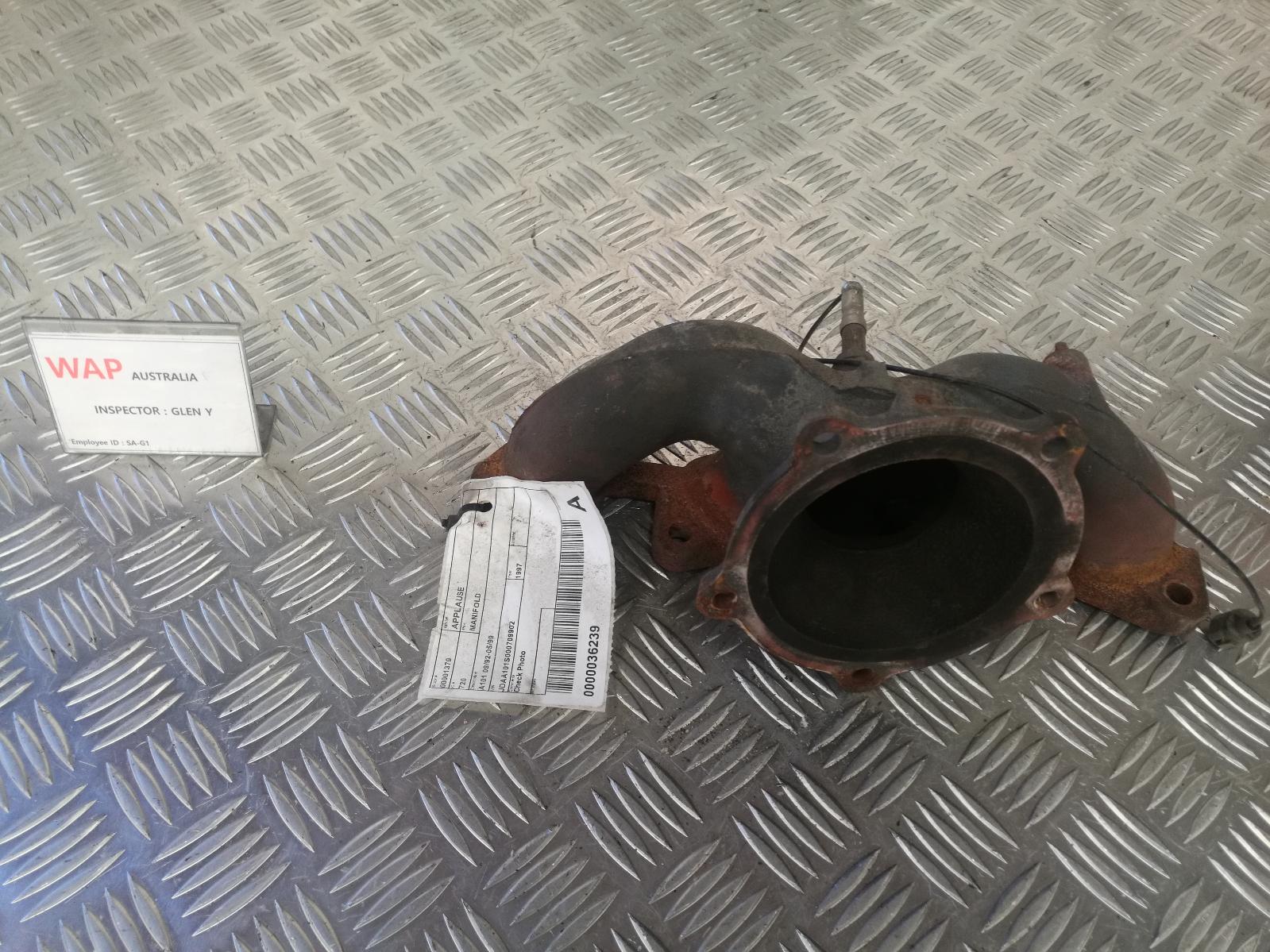 1997 Daihatsu Applause Manifold View Auto part Manifold Daihatsu Applause 1997