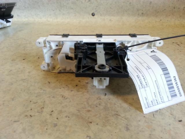 View Auto part Heater/Ac Controls Subaru Forester 2001