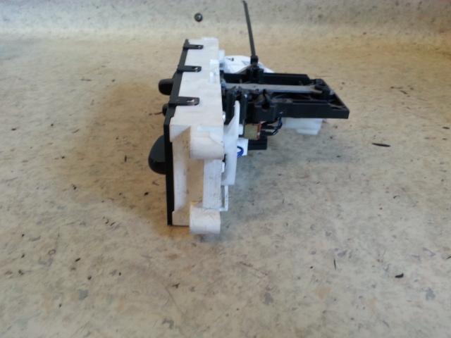 View Auto part Heater/Ac Controls Subaru Forester 2001