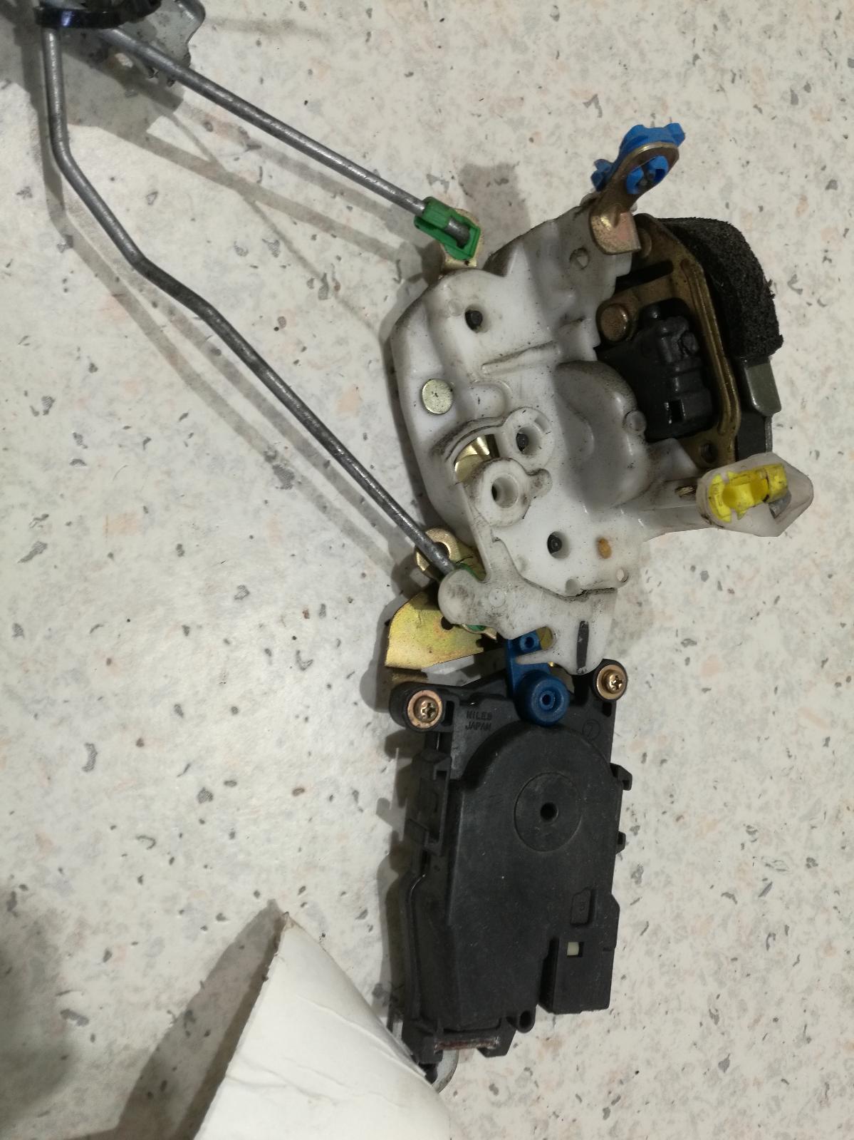 View Auto part Door/Boot/Gate Lock Subaru Forester 2001