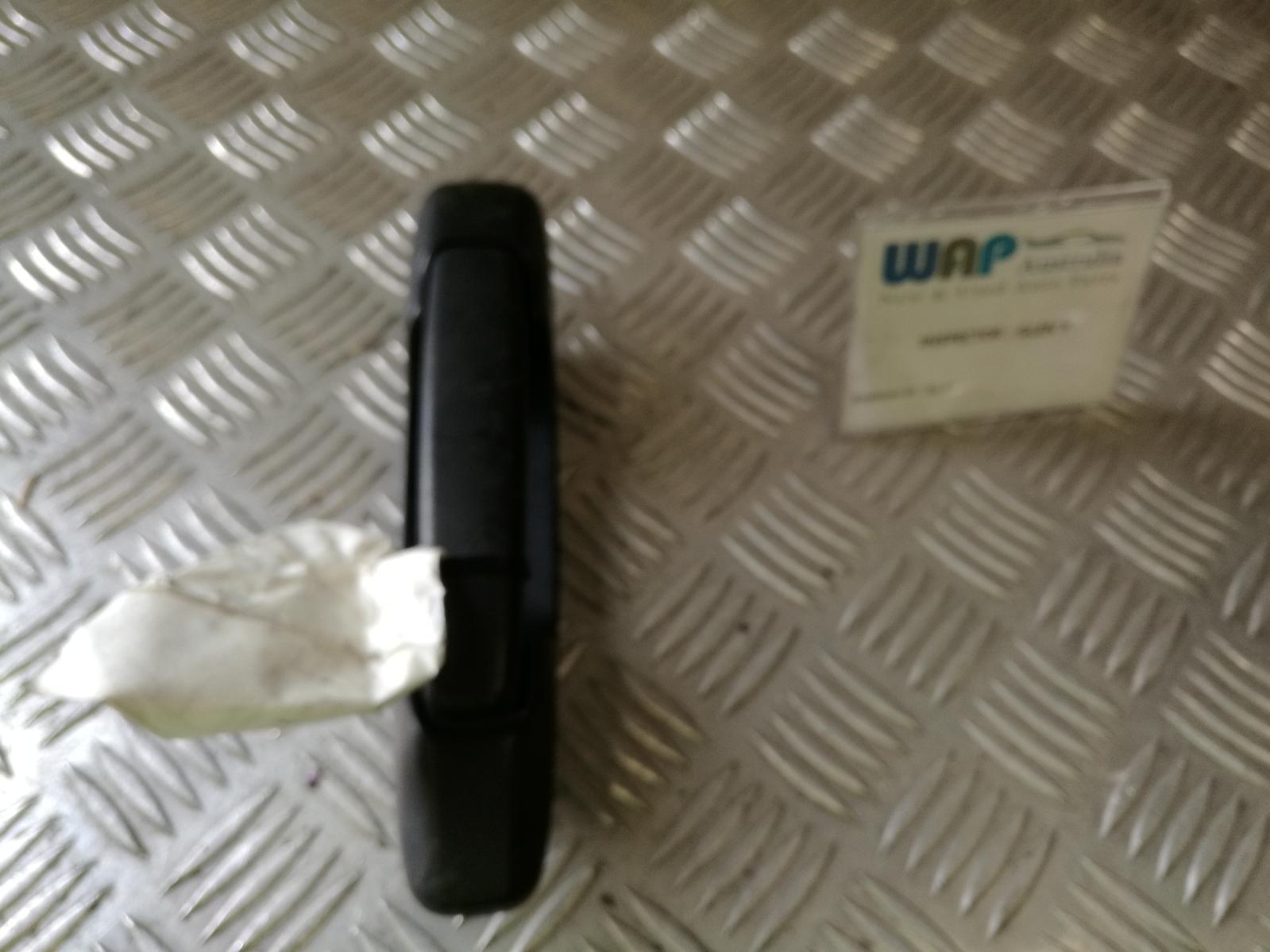 View Auto part Door Handle Subaru Forester 2001