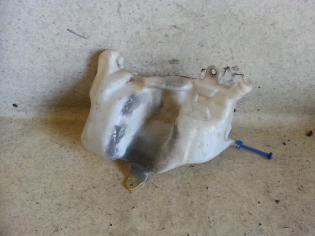 1999 Toyota Rav4 Washer Bottle View Auto part Washer Bottle Toyota Rav4 1999