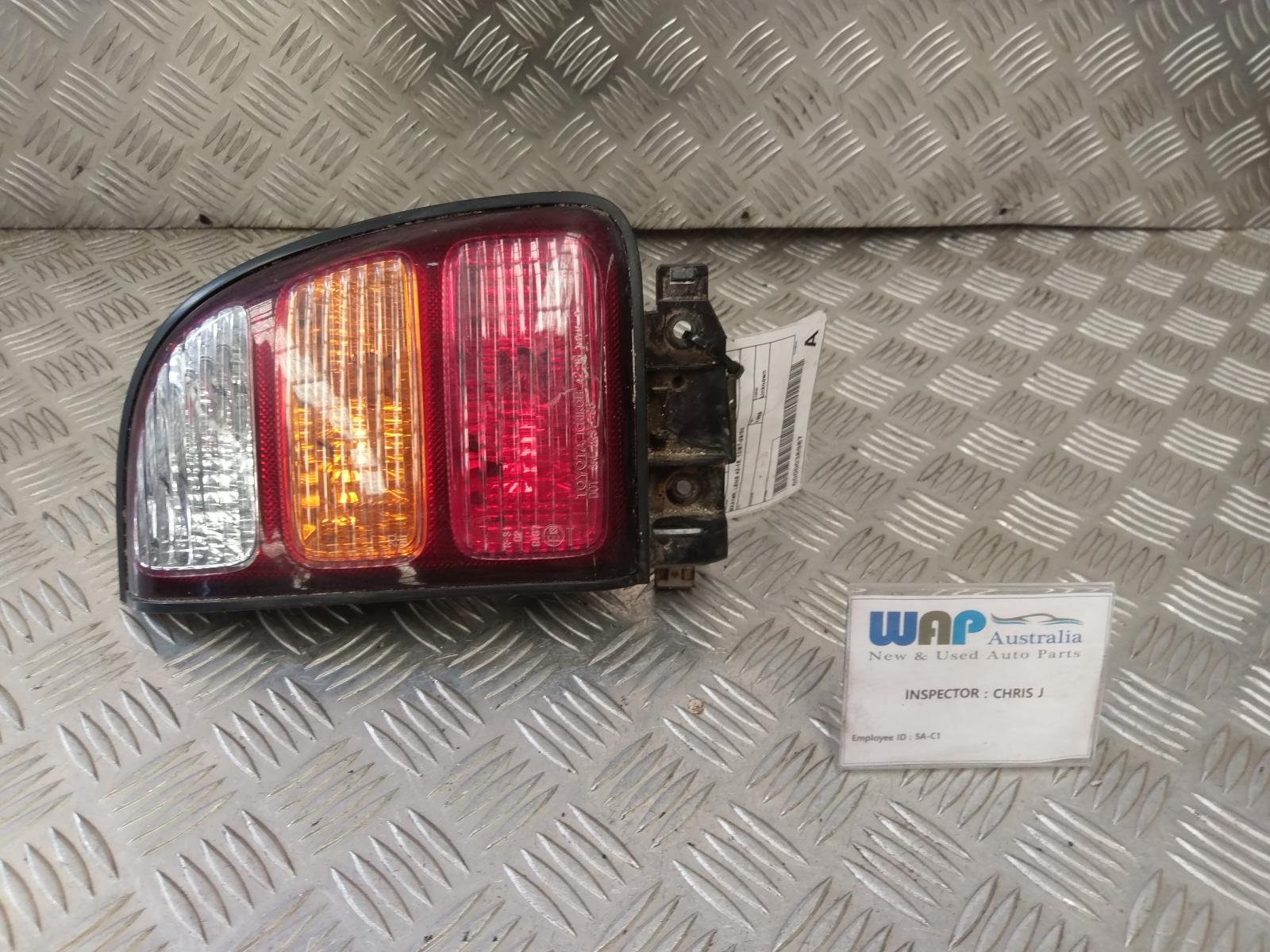 View Auto part Right Taillight Toyota Rav4 1999