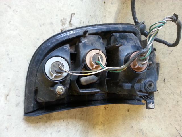 View Auto part Left Taillight Toyota Rav4 1999