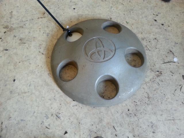1999 Toyota Rav4 Wheel Cover/Hub Cap View Auto part Wheel Cover/Hub Cap Toyota Rav4 1999