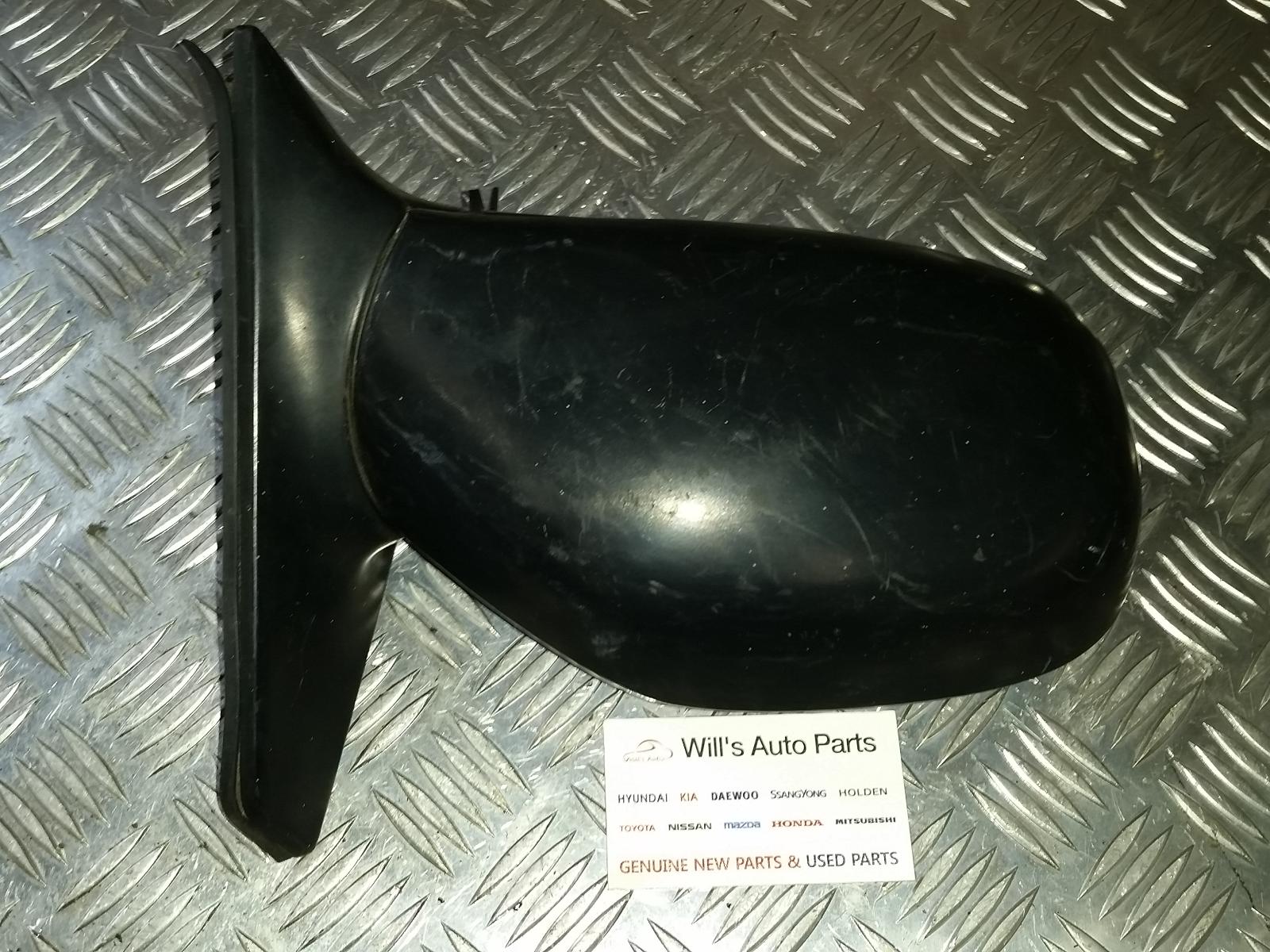1996 Toyota Rav4 Left Door Mirror View Auto part Left Door Mirror Toyota Rav4 1996
