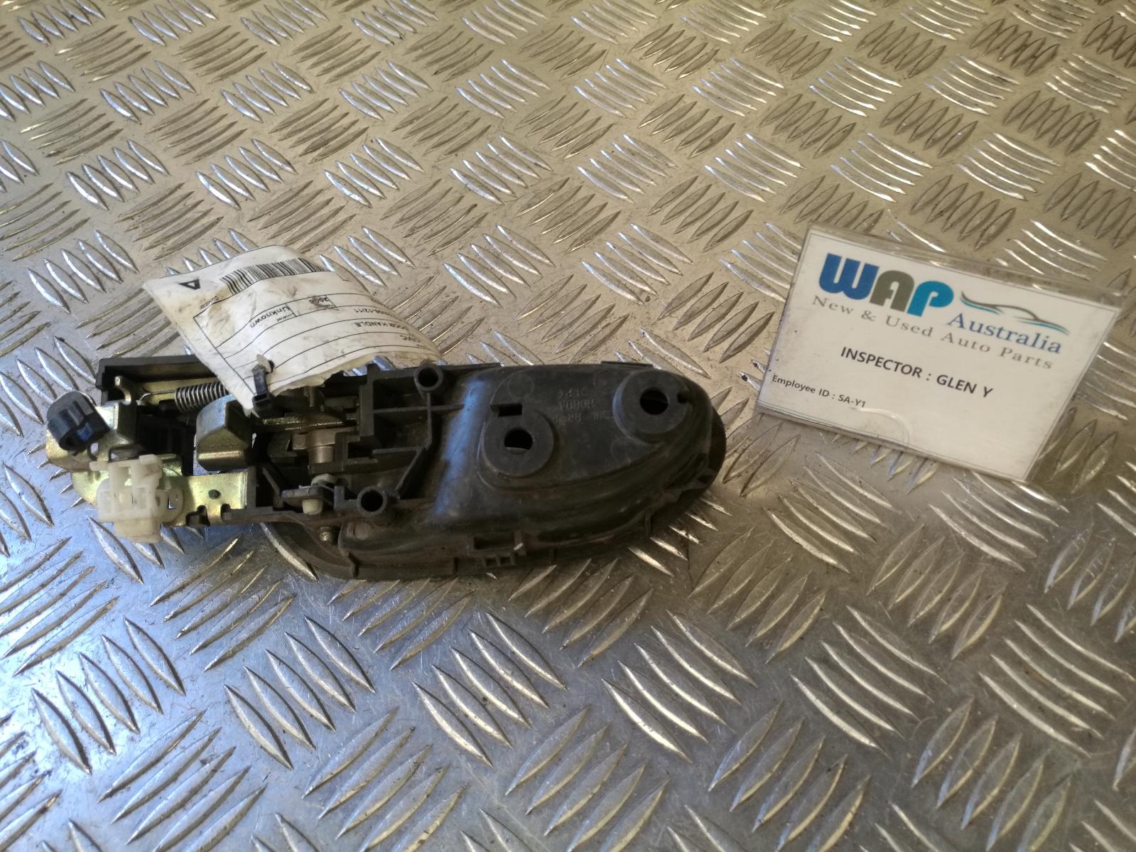 View Auto part Door Handle Honda Civic 2006