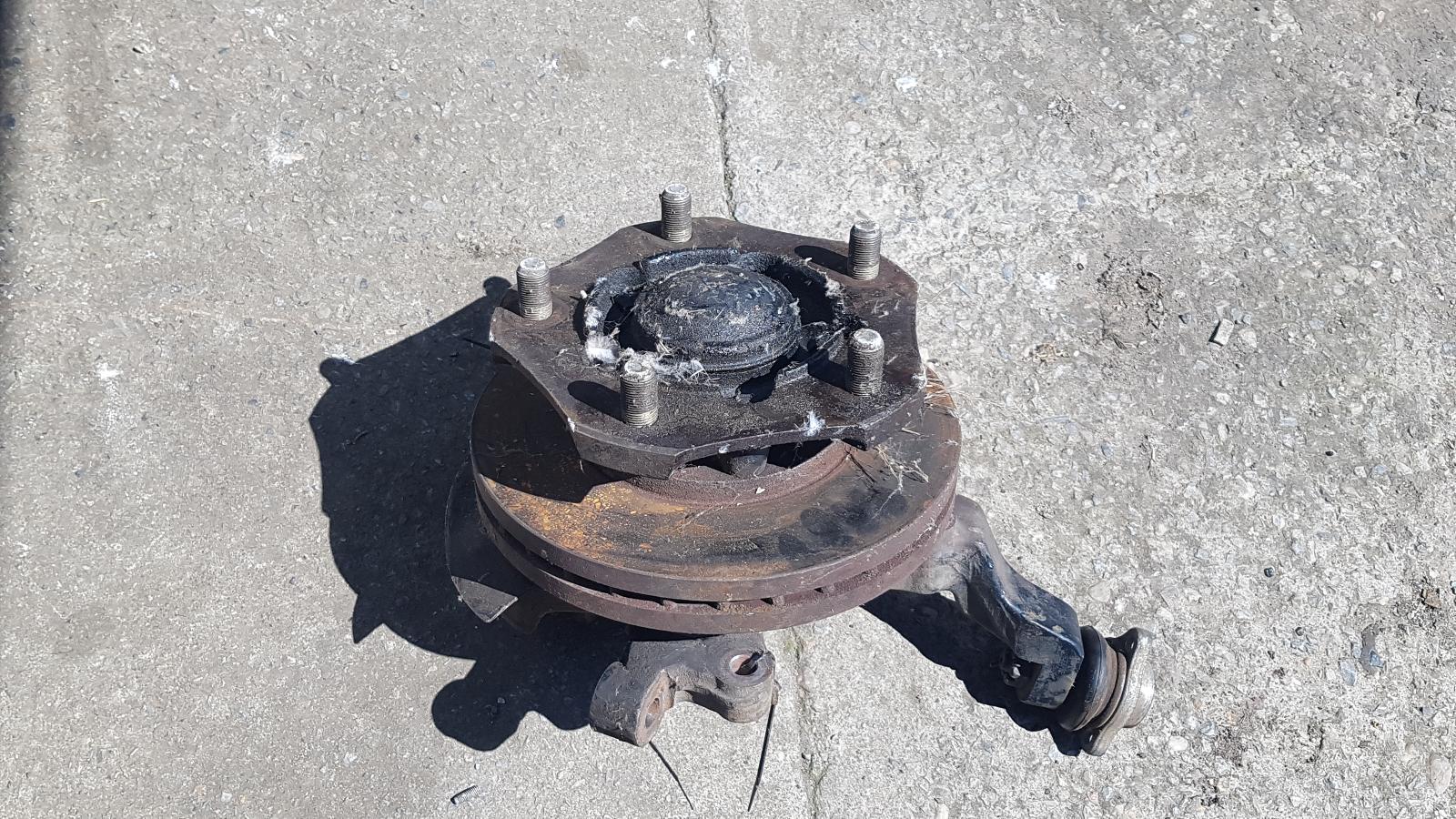 View Auto part Right Front Hub Assembly Mitsubishi Canter 2006