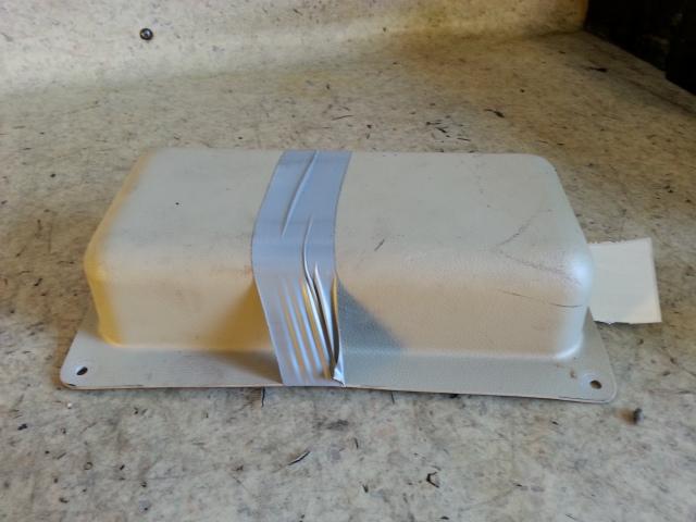 2006 Mitsubishi Canter Courtesy Light View Auto part Courtesy Light Mitsubishi Canter 2006