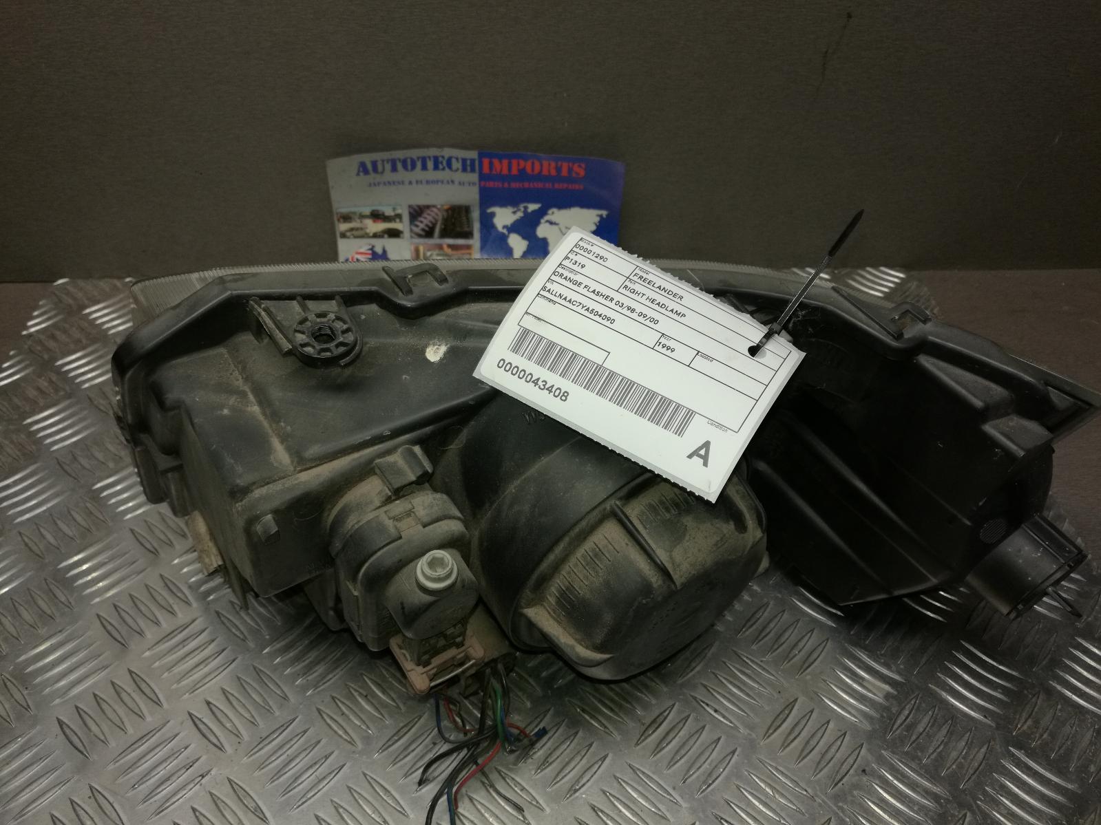 1999 Land Rover Freelander Right Headlamp View Auto part Right Headlamp Land Rover Freelander 1999