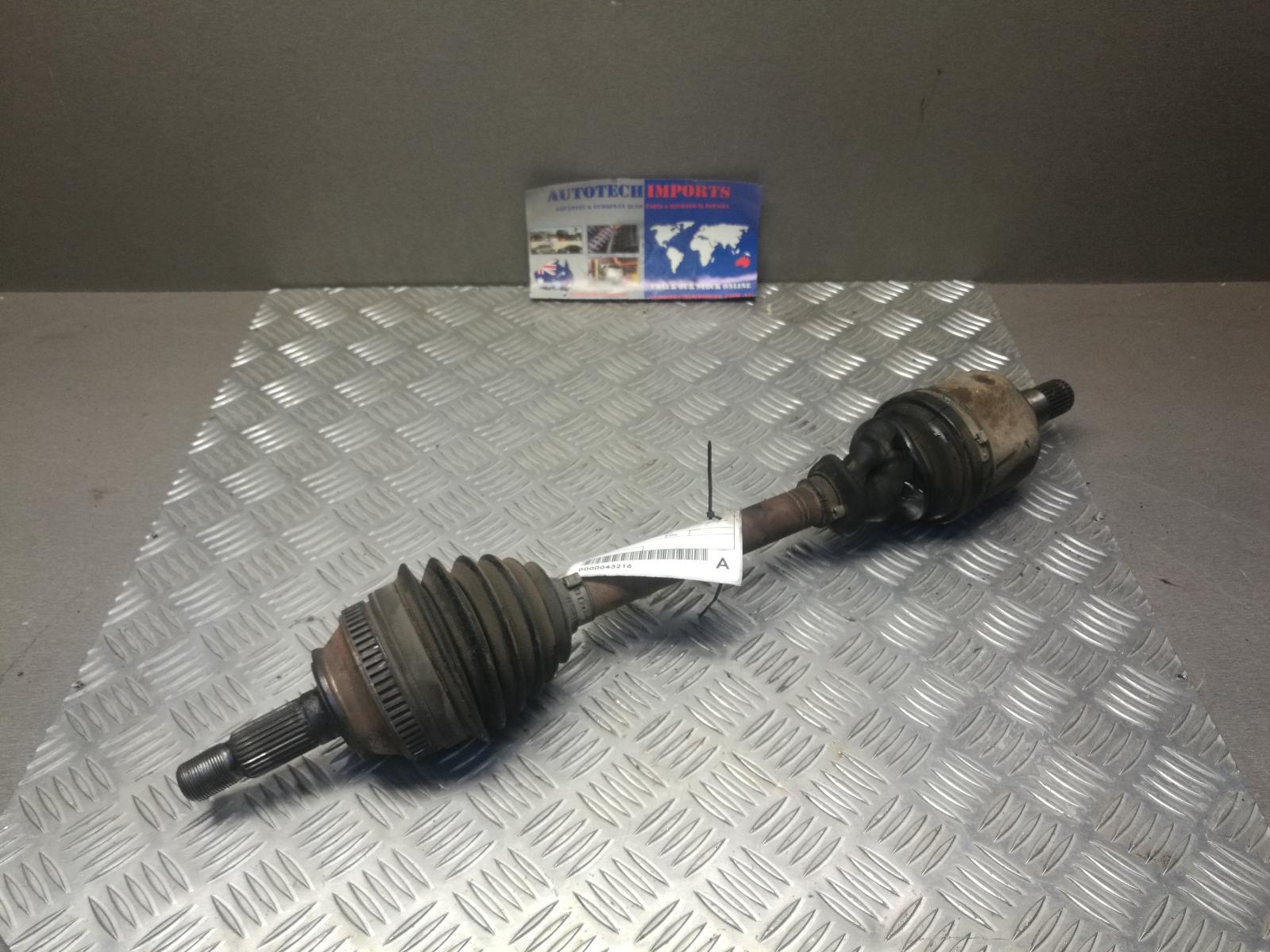 1999 Land Rover Freelander Left Driveshaft View Auto part Left Driveshaft Land Rover Freelander 1999