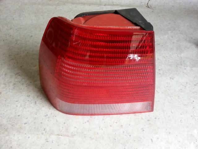 View Auto part Left Taillight Volkswagen Bora 2001